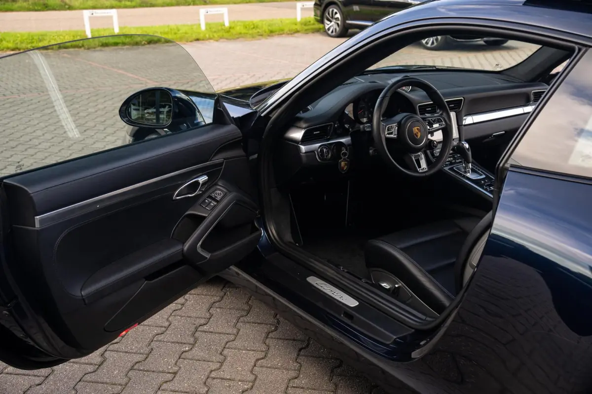 991.2 3.0 Carrera 991.2 PDK | Org. NL | 2 eig. | BOSE | Sport Chrono | Panoramadak | Sportuitlaat | SportDesign | Dealer Onderhouden