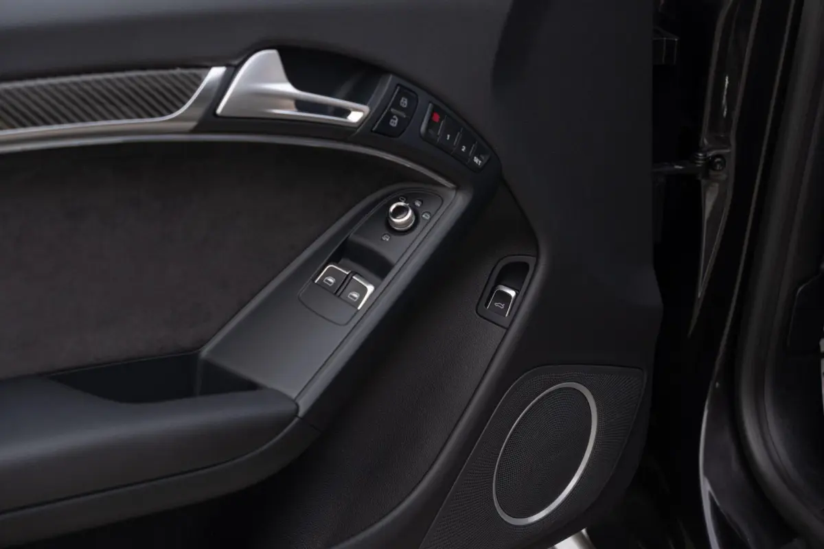 4.2 V8 FSI RS5 Quattro|B&O|Audi Exclusive|DAB|Panoramadak|Carbon|RS Dynamic|Dealer Onderhouden