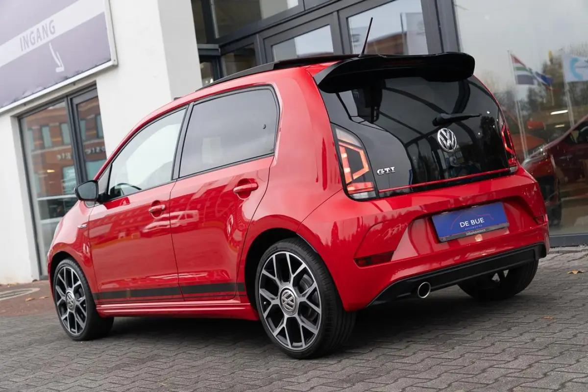 Up! 1.0 TSI GTI|1ste Eig.|5-deurs|Panoramadak|Airco|Stoelverwarming|6BAK|TornadoRood|Dealer Onderhouden