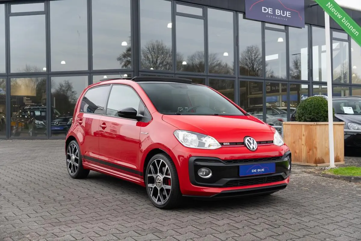 Up! 1.0 TSI GTI|1ste Eig.|5-deurs|Panoramadak|Airco|Stoelverwarming|6BAK|TornadoRood|Dealer Onderhouden