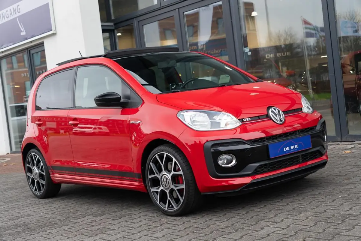 Up! 1.0 TSI GTI|1ste Eig.|5-deurs|Panoramadak|Airco|Stoelverwarming|6BAK|TornadoRood|Dealer Onderhouden