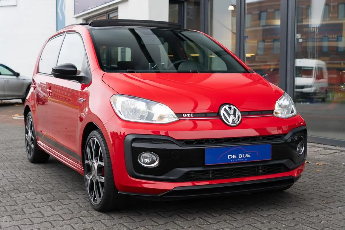 Up! 1.0 TSI GTI|1ste Eig.|5-deurs|Panoramadak|Airco|Stoelverwarming|6BAK|TornadoRood|Dealer Onderhouden