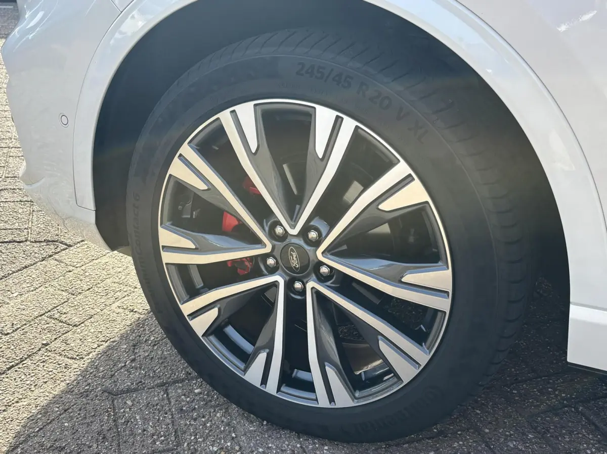 2.5 PHEV ST-Line X 225PK Panodak Winterpack Adaptieve Cruise Camera Navi Carplay 20'' Velgen Privacy Glass Elek. Achterklep Climate Keyless *1500KG Trekgewicht*