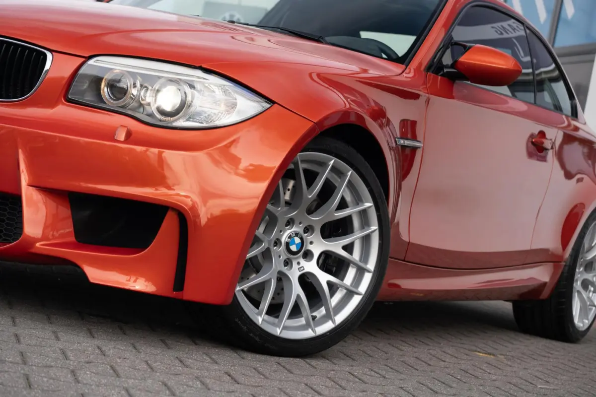 3.0i M|1M E82 M-Sport|1 Eigenaar|UNIEK|Valencia Orange|Xenon|Leder|Cruise|Dealer Onderhouden