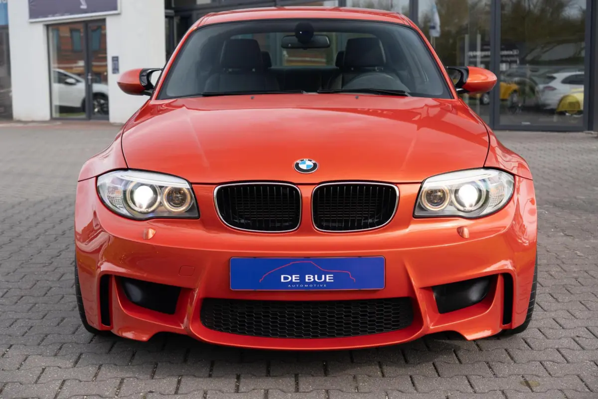 3.0i M|1M E82 M-Sport|1 Eigenaar|UNIEK|Valencia Orange|Xenon|Leder|Cruise|Dealer Onderhouden