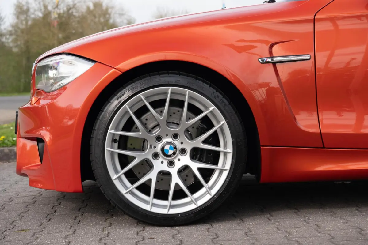 3.0i M|1M E82 M-Sport|1 Eigenaar|UNIEK|Valencia Orange|Xenon|Leder|Cruise|Dealer Onderhouden