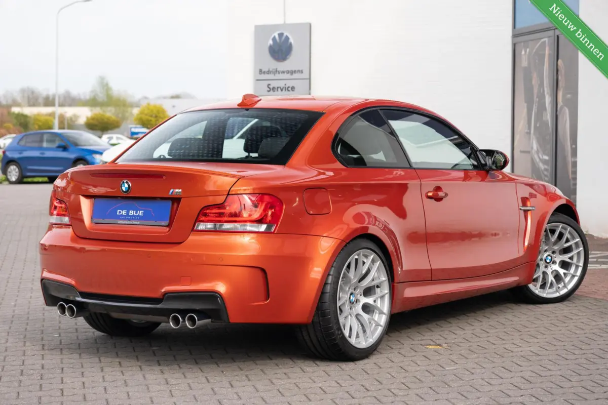 3.0i M|1M E82 M-Sport|1 Eigenaar|UNIEK|Valencia Orange|Xenon|Leder|Cruise|Dealer Onderhouden