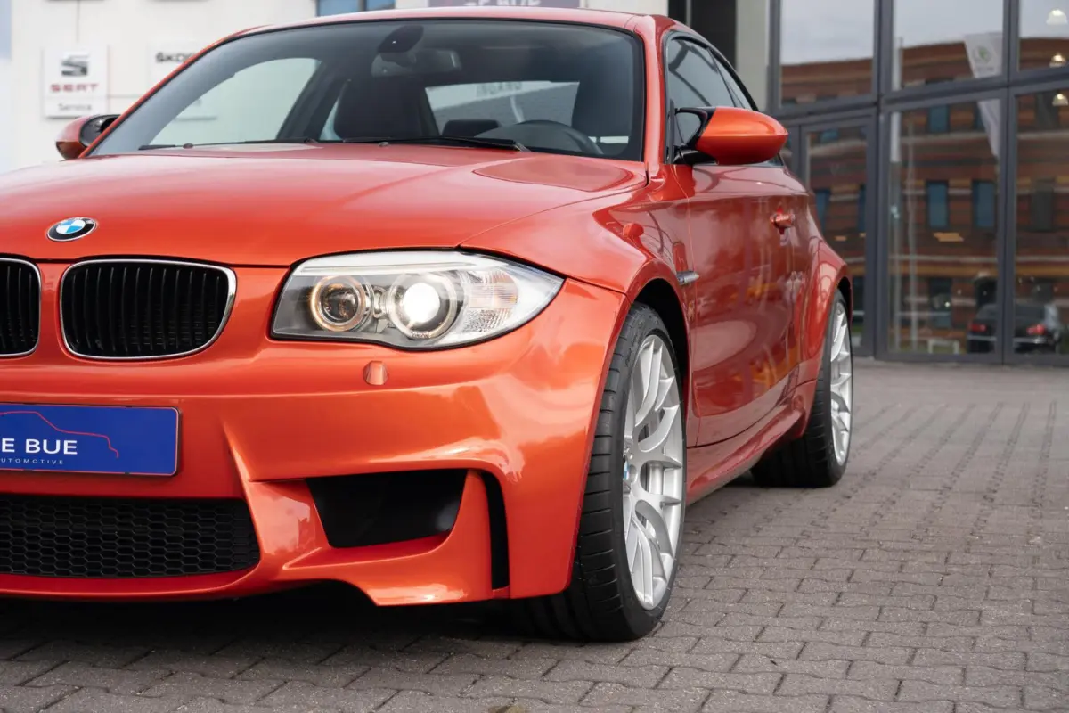 3.0i M|1M E82 M-Sport|1 Eigenaar|UNIEK|Valencia Orange|Xenon|Leder|Cruise|Dealer Onderhouden