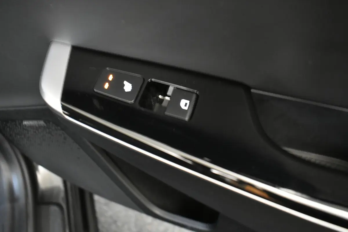 Plus 77.4 kWh SOH 100% Camera Warmtepomp EL stoel+aKlep Stoel+Stuur verwarming