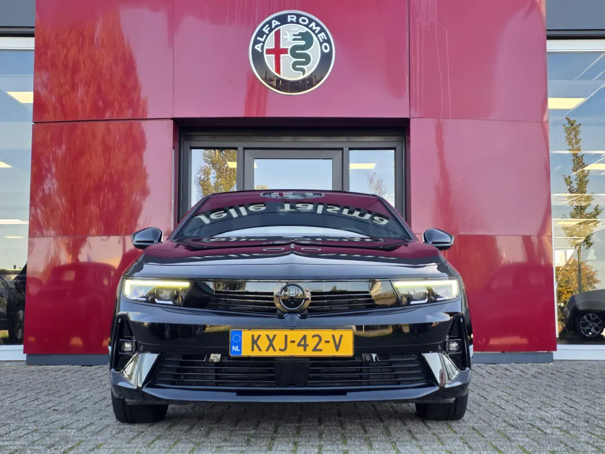 1.2 Turbo GS | Technologie-pakket | achteruitrij assistent, dodehoekdetectie, draadloze telefoonlader, head-up display, matrix led koplampen, rijstrooksensor met correctie, verwarmde voorrui