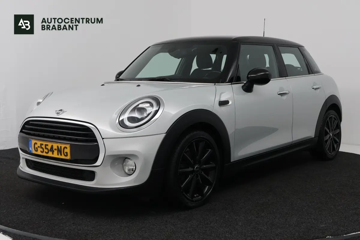 1.5 Cooper Chili (NAVIGATIE, CRUISE CONTROL, PARKEERSENSOREN, CARPLAY)