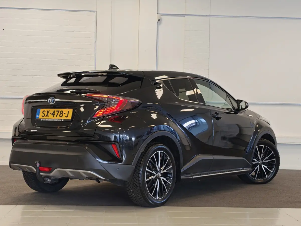 1.8 Hybrid Executive Trekhaak Dikker dan de rest