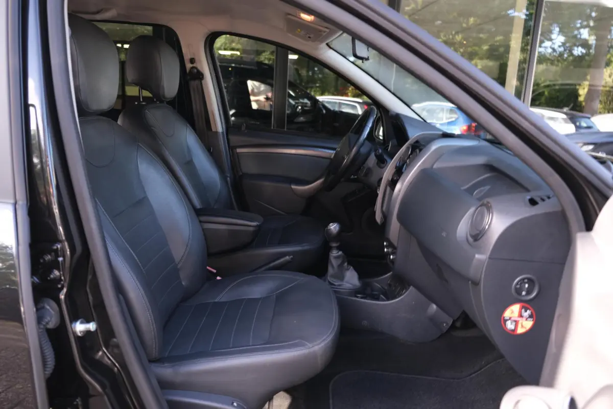 1.2 TCe 4x2 Blackshadow|Rijklaar!|Camera|Trekhaak|Stoelverwarming|Cruise|DAB|
