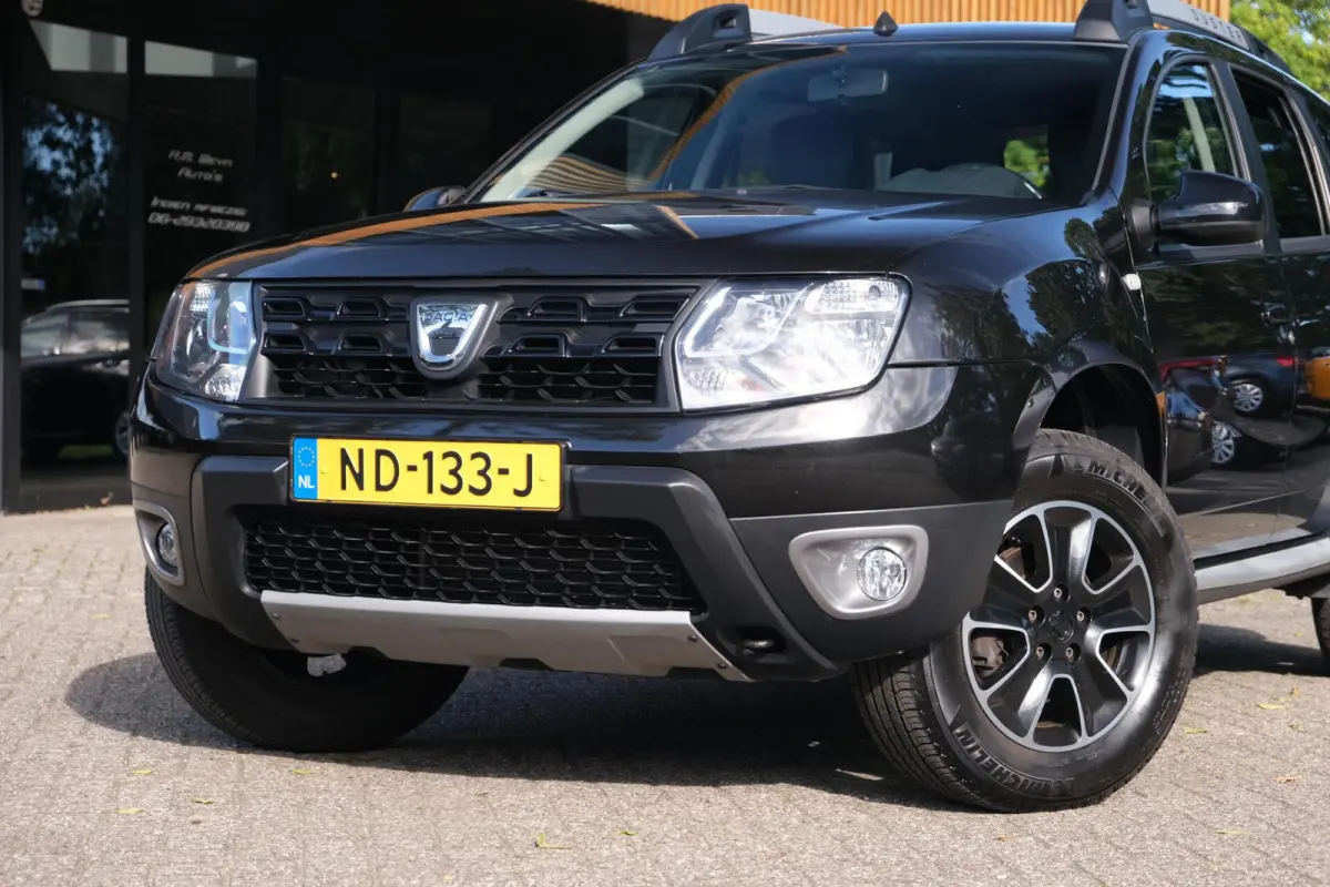 1.2 TCe 4x2 Blackshadow|Rijklaar!|Camera|Trekhaak|Stoelverwarming|Cruise|DAB|