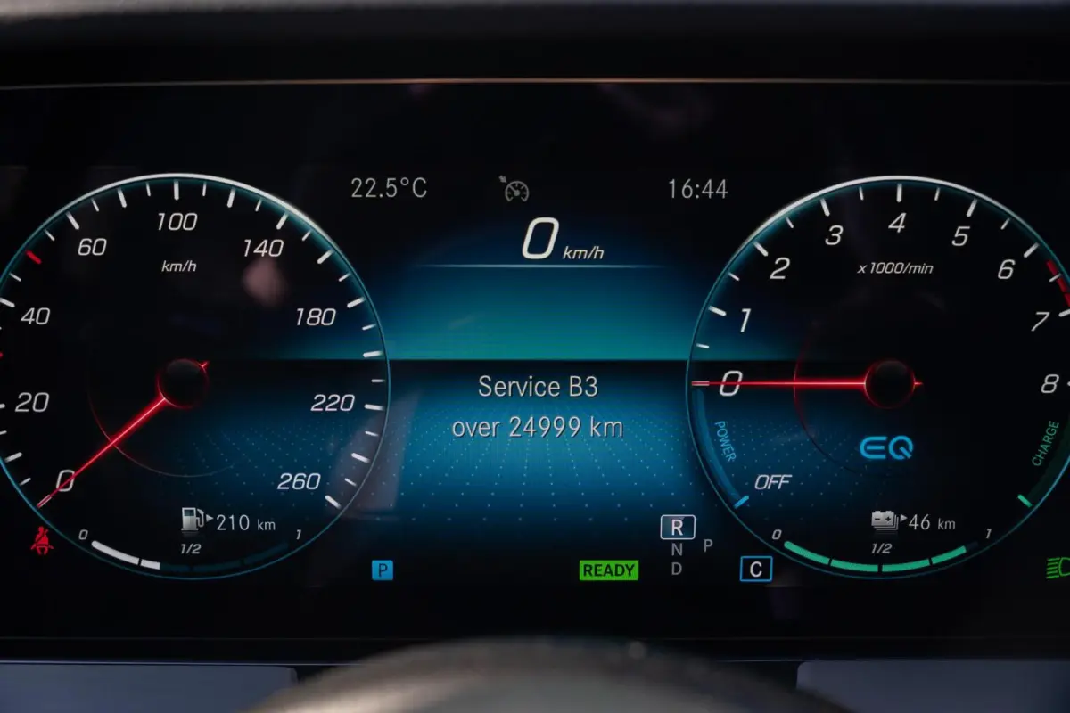 300 e AMG | Trekhaak | Hybride | Wide Screen | Apple Carplay | Sfeerverl. | Dealer Onderhouden