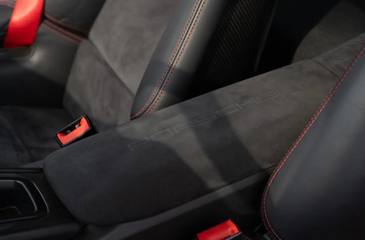 3.8 GT3 PDK | ClubSport | Lift | Carbon | Sport kuipstoelen | LED | Dealer onderhouden |