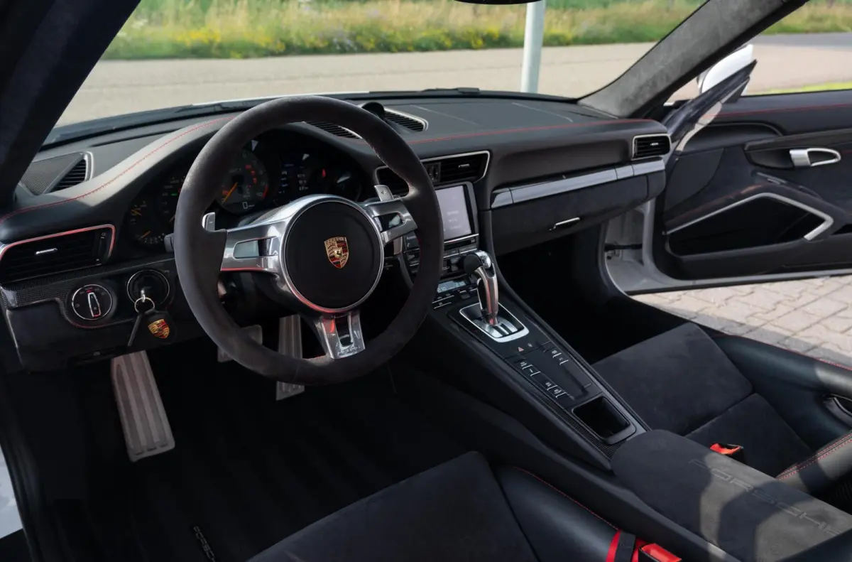 3.8 GT3 PDK | ClubSport | Lift | Carbon | Sport kuipstoelen | LED | Dealer onderhouden |
