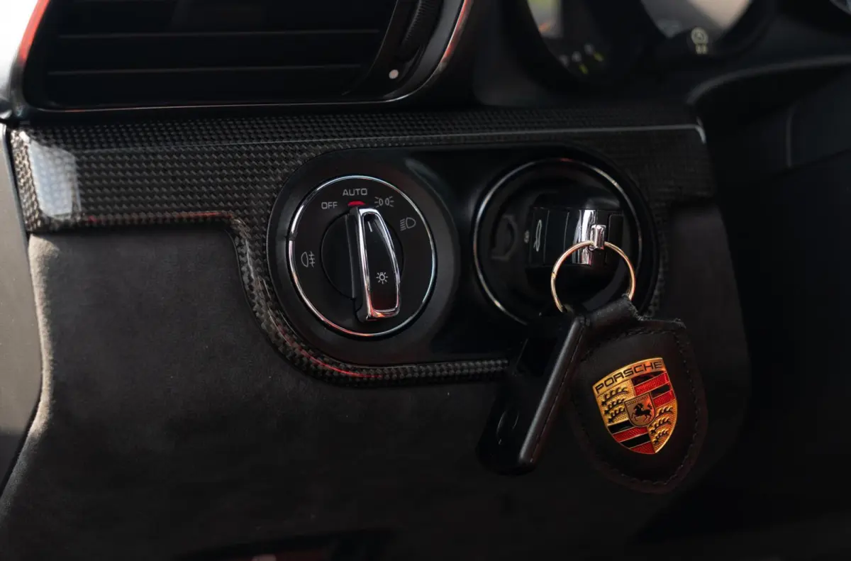 3.8 GT3 PDK | ClubSport | Lift | Carbon | Sport kuipstoelen | LED | Dealer onderhouden |