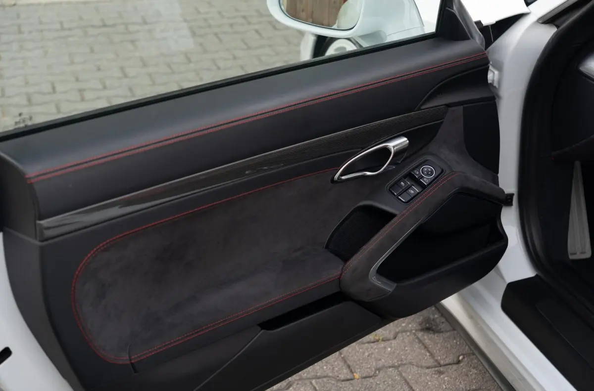 3.8 GT3 PDK | ClubSport | Lift | Carbon | Sport kuipstoelen | LED | Dealer onderhouden |
