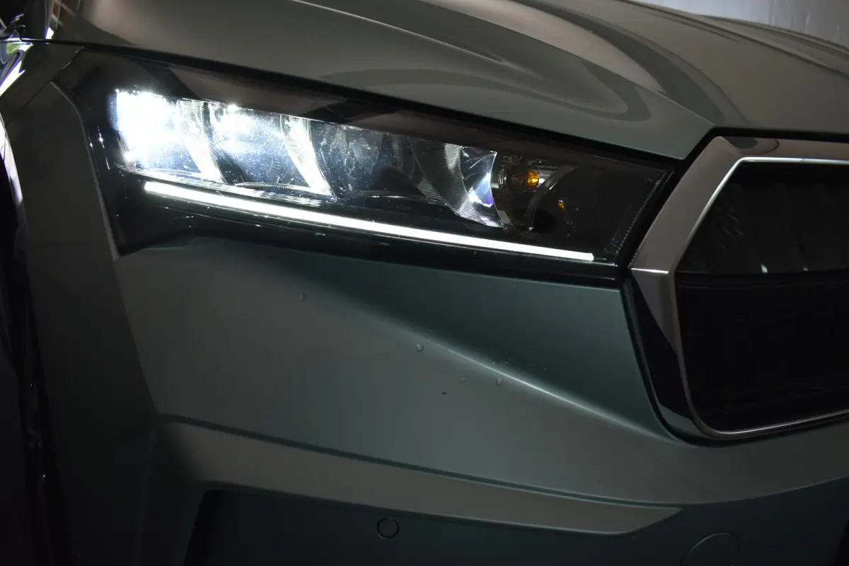 60 Camera EL Trekh Stoelverwarming Keyless