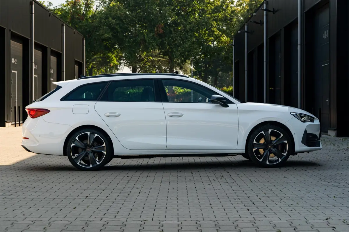 1.4 e-Hybrid VZ Copper *Pano* Vol*