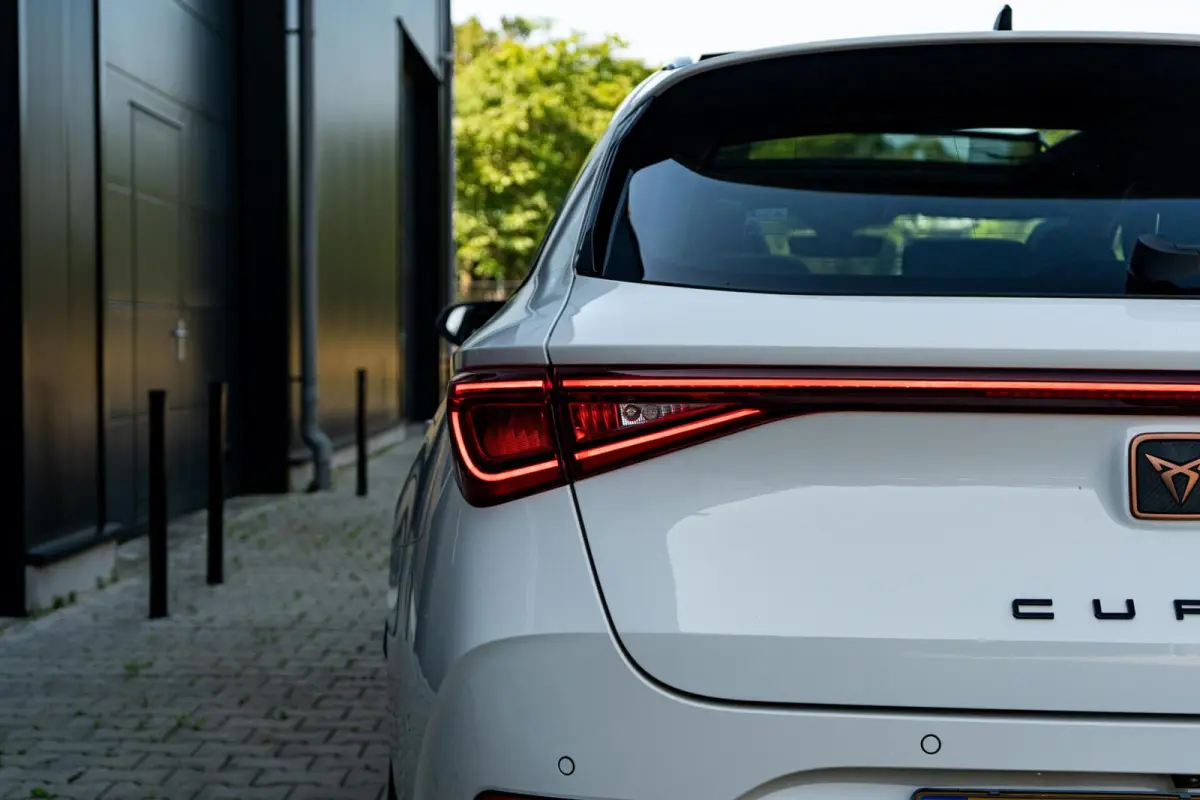 1.4 e-Hybrid VZ Copper *Pano* Vol*