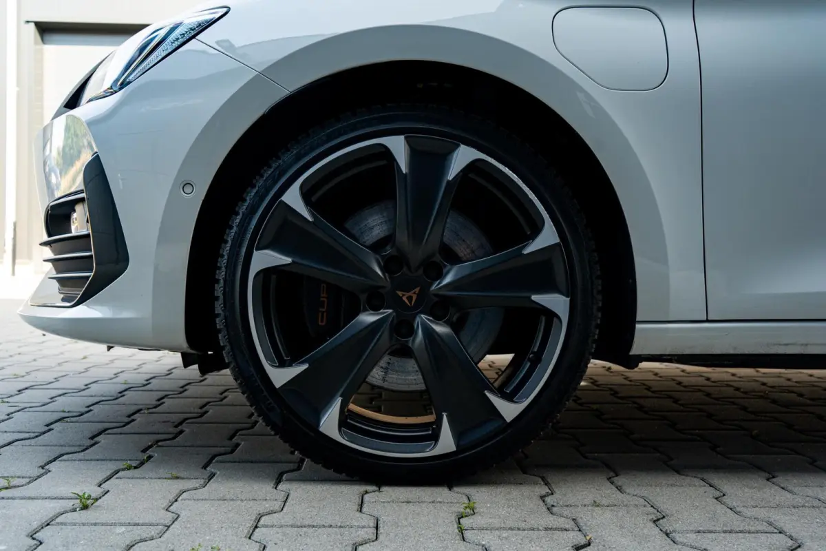 1.4 e-Hybrid VZ Copper *Pano* Vol*