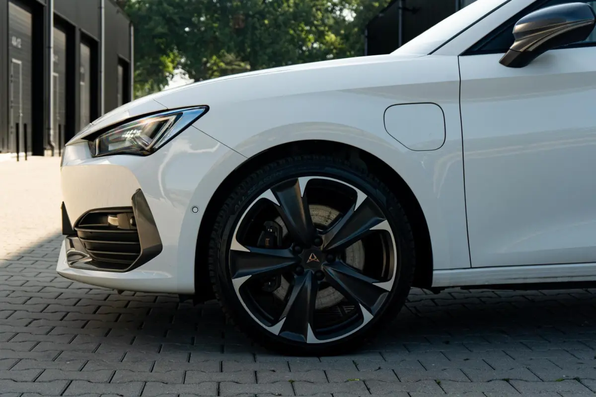 1.4 e-Hybrid VZ Copper *Pano* Vol*