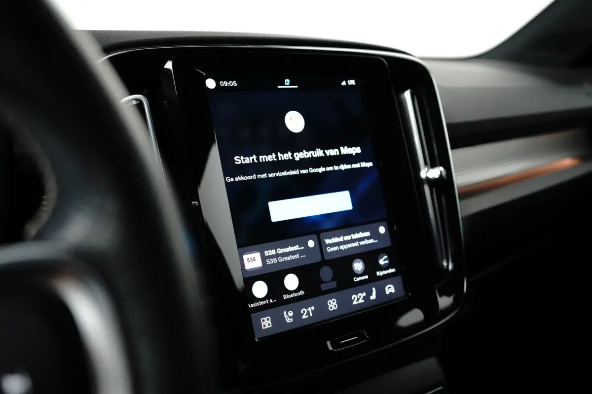 P8 AWD R-Design | Camera | Warmtepomp | 20'' | Apple Carplay/Android Auto | Adapt. Cruise |