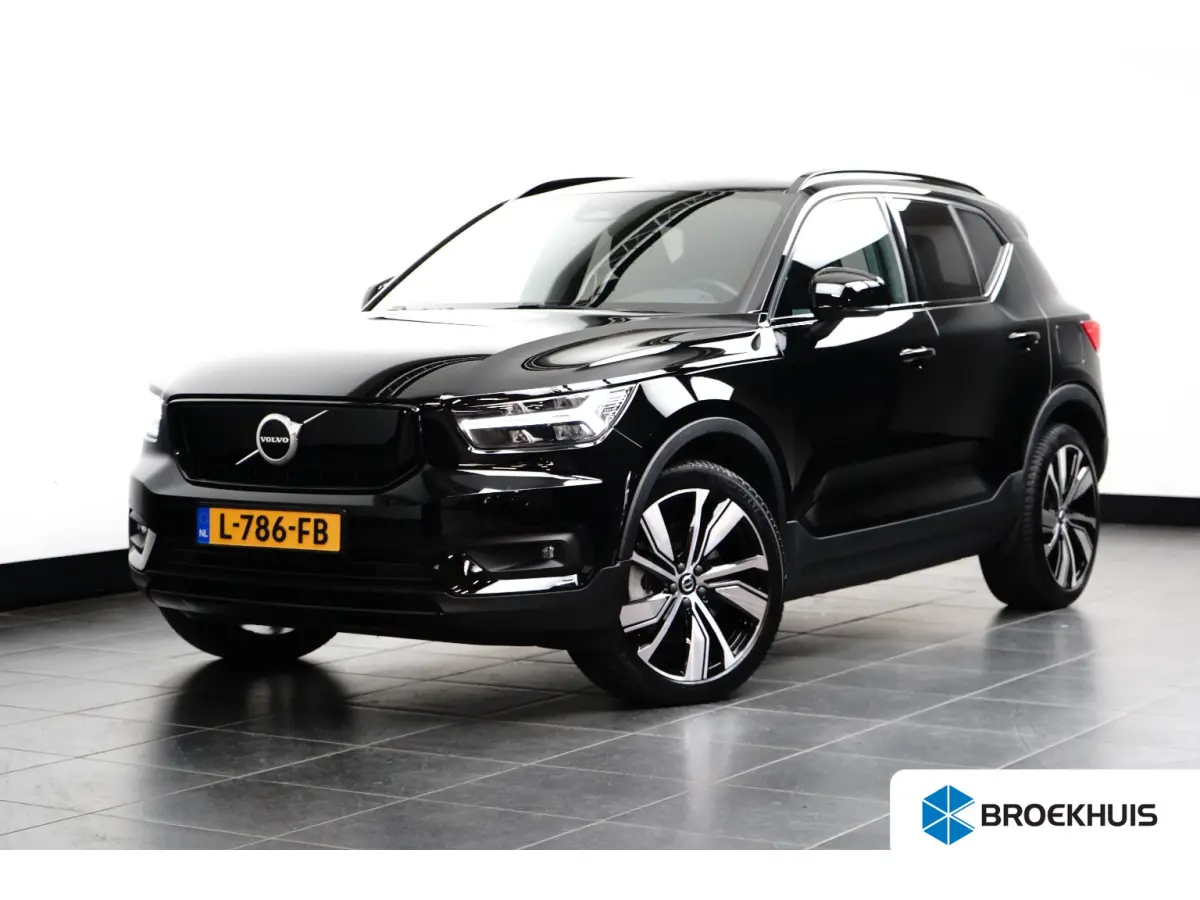 P8 AWD R-Design | Camera | Warmtepomp | 20'' | Apple Carplay/Android Auto | Adapt. Cruise |