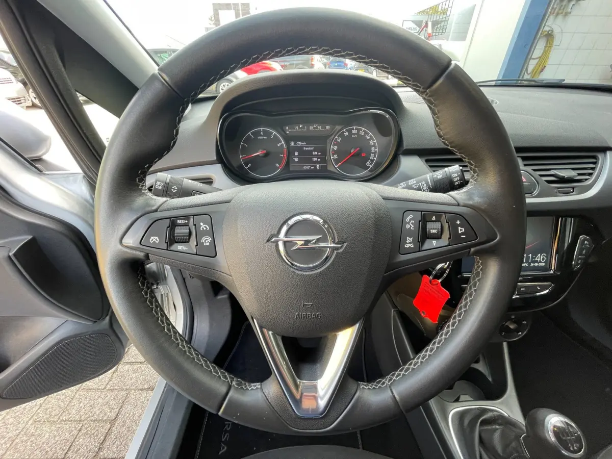 1.4 Favourite | NL-auto | navigatie | pdc achter