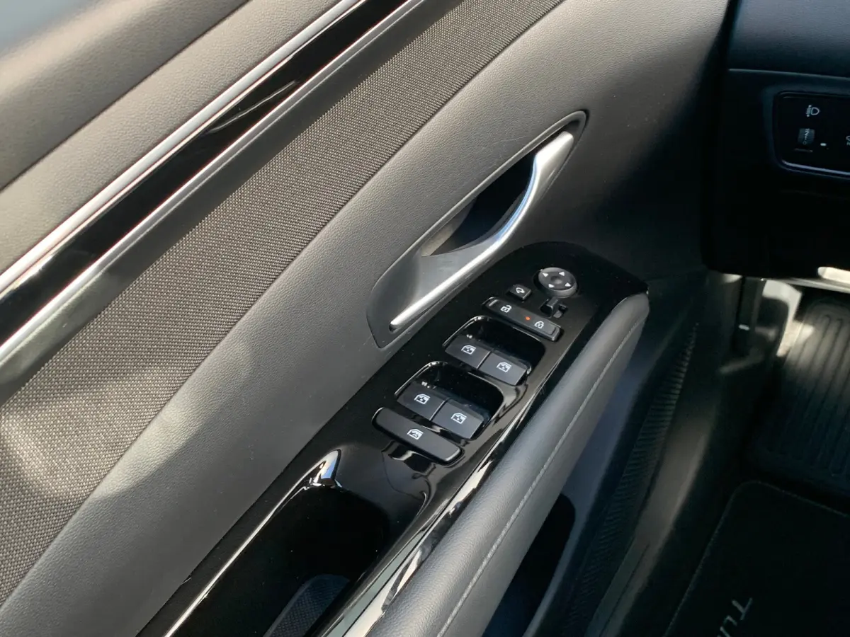 1.6 T-GDI HEV Comfort Smart / Trekhaak / 1650 kg Trekgewicht / Apple carplay / Android auto / Stoelverwarming / Stuurverwarming /