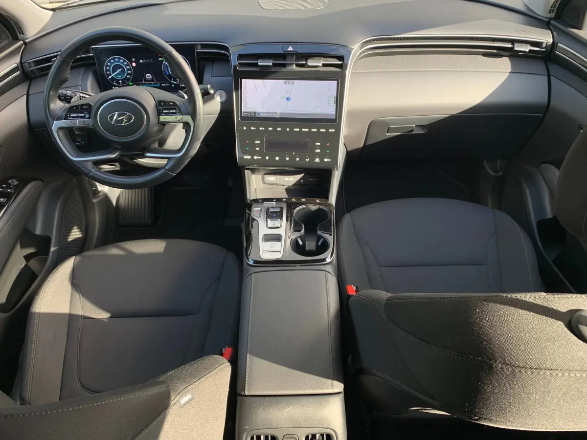1.6 T-GDI HEV Comfort Smart / Trekhaak / 1650 kg Trekgewicht / Apple carplay / Android auto / Stoelverwarming / Stuurverwarming /