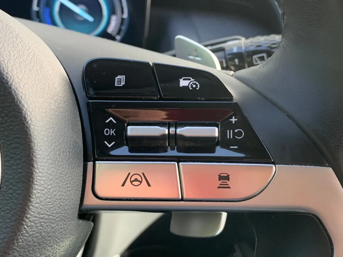 1.6 T-GDI HEV Comfort Smart / Trekhaak / 1650 kg Trekgewicht / Apple carplay / Android auto / Stoelverwarming / Stuurverwarming /