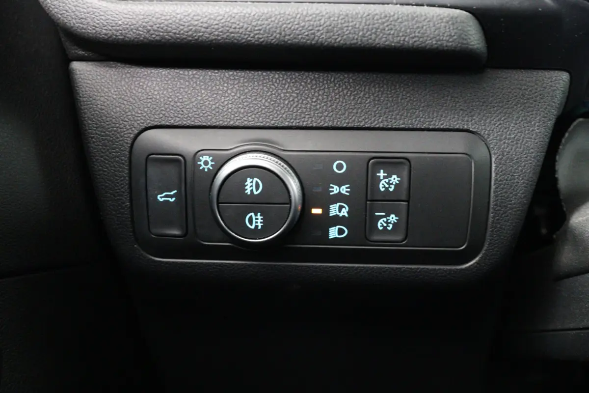 1.5EB ST-Line X | Dealer Onderhouden! | Trekhaak | Winterpack | B&O | Clima | Camera | HUD | LED | Navi | Cruise Control | Keyless | Elk. Achterklep | DAB | Parkeersensoren V+A