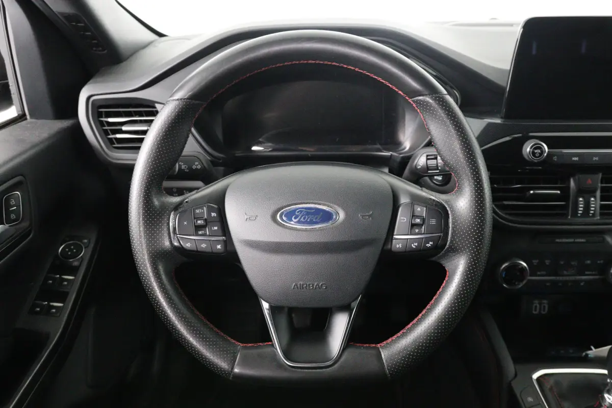 1.5EB ST-Line X | Dealer Onderhouden! | Trekhaak | Winterpack | B&O | Clima | Camera | HUD | LED | Navi | Cruise Control | Keyless | Elk. Achterklep | DAB | Parkeersensoren V+A