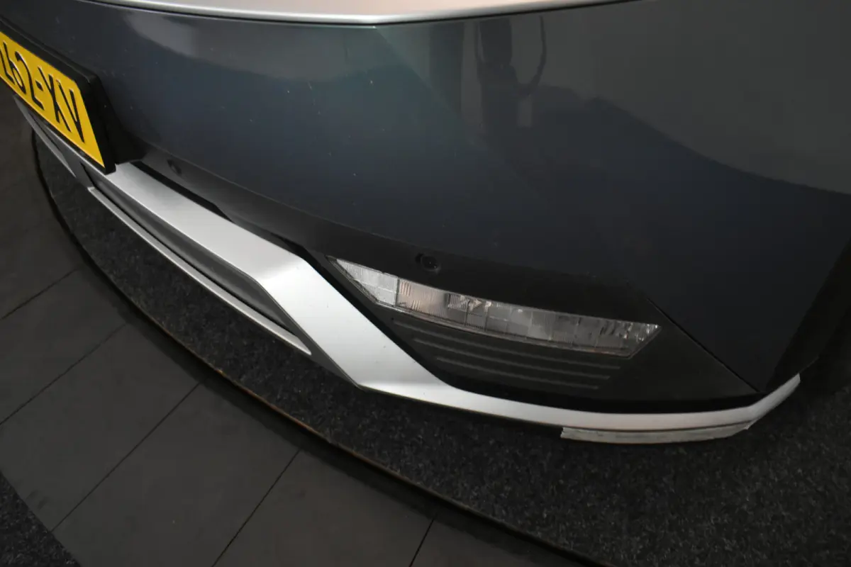 Connect+ 77.4 kWh SOH 100% Head-up EL Trekh+aKlep+Stoelen Vol Leder