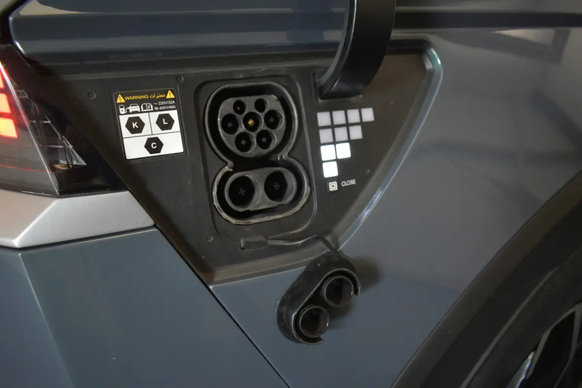 Connect+ 77.4 kWh SOH 100% Head-up EL Trekh+aKlep+Stoelen Vol Leder