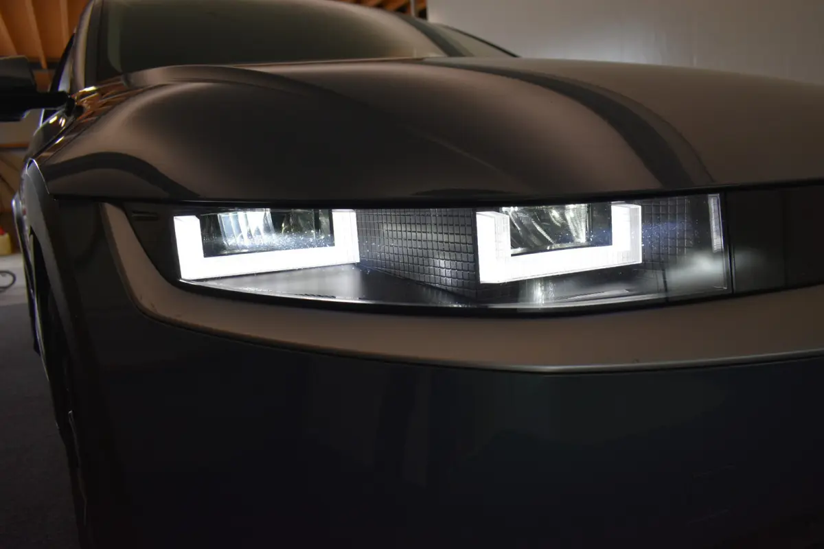 Connect+ 77.4 kWh SOH 100% Head-up EL Trekh+aKlep+Stoelen Vol Leder