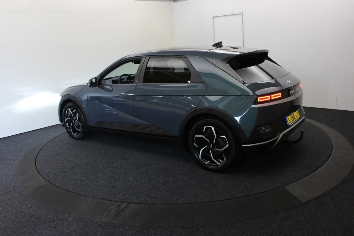 Connect+ 77.4 kWh SOH 100% Head-up EL Trekh+aKlep+Stoelen Vol Leder