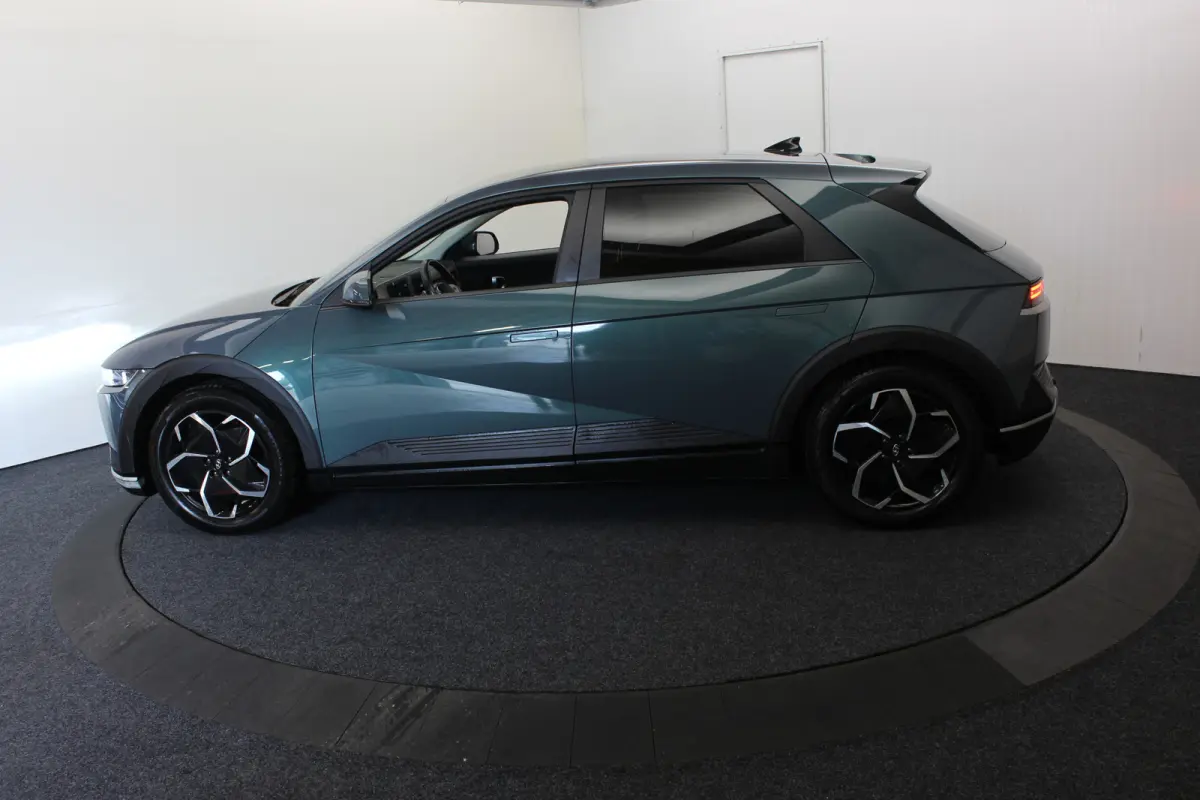 Connect+ 77.4 kWh SOH 100% Head-up EL Trekh+aKlep+Stoelen Vol Leder