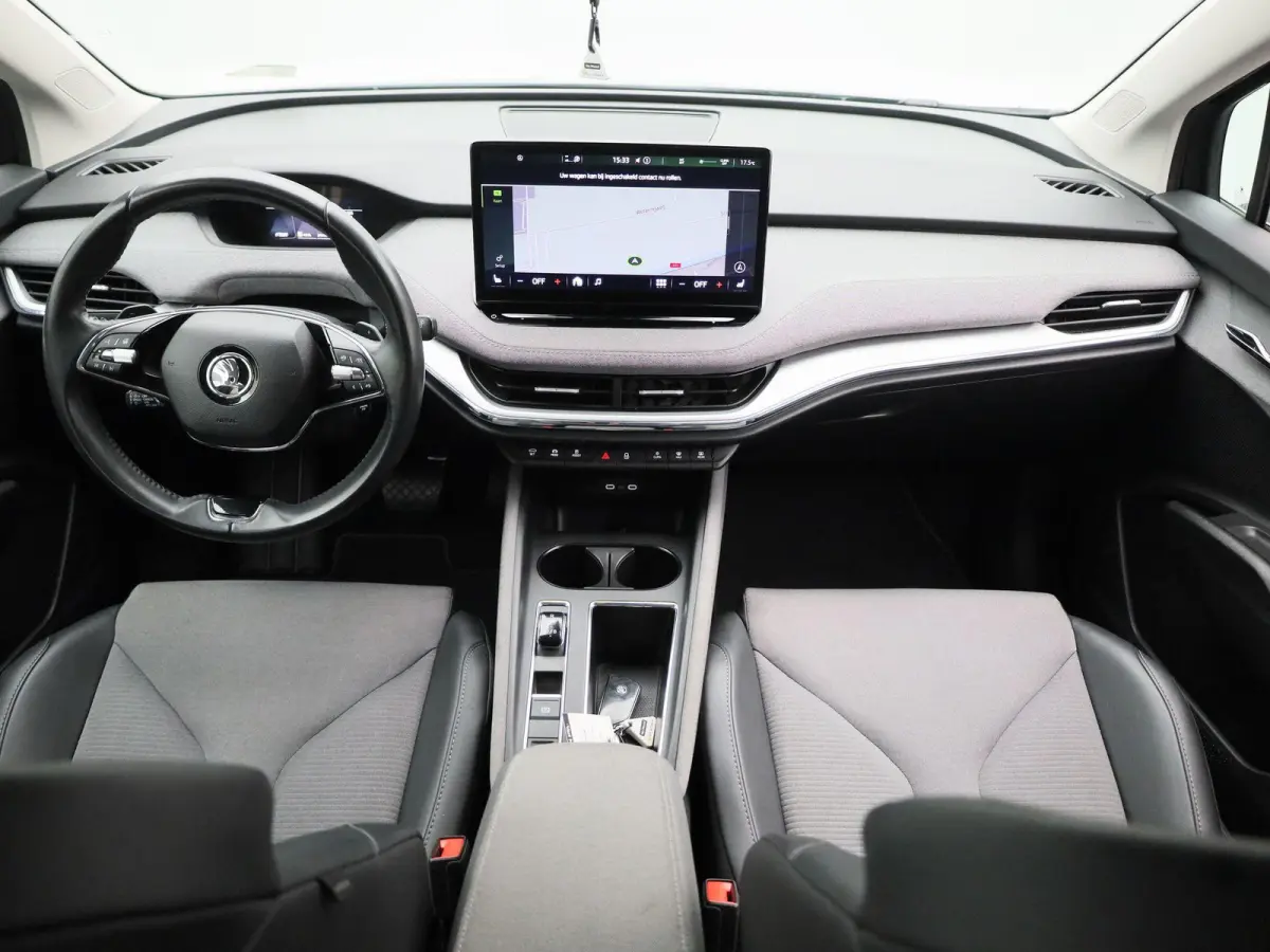 80 Business Edition | NAVIGATIE | STOEL-STUURWIELVERWARMING | CAMERA
