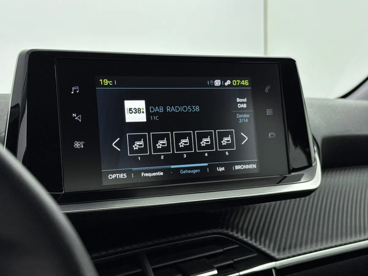 Active Pack 50kWh | 1ste eigenaar | ACCU 100% | Stoelverwarming | Parkeersensoren | Navigatie