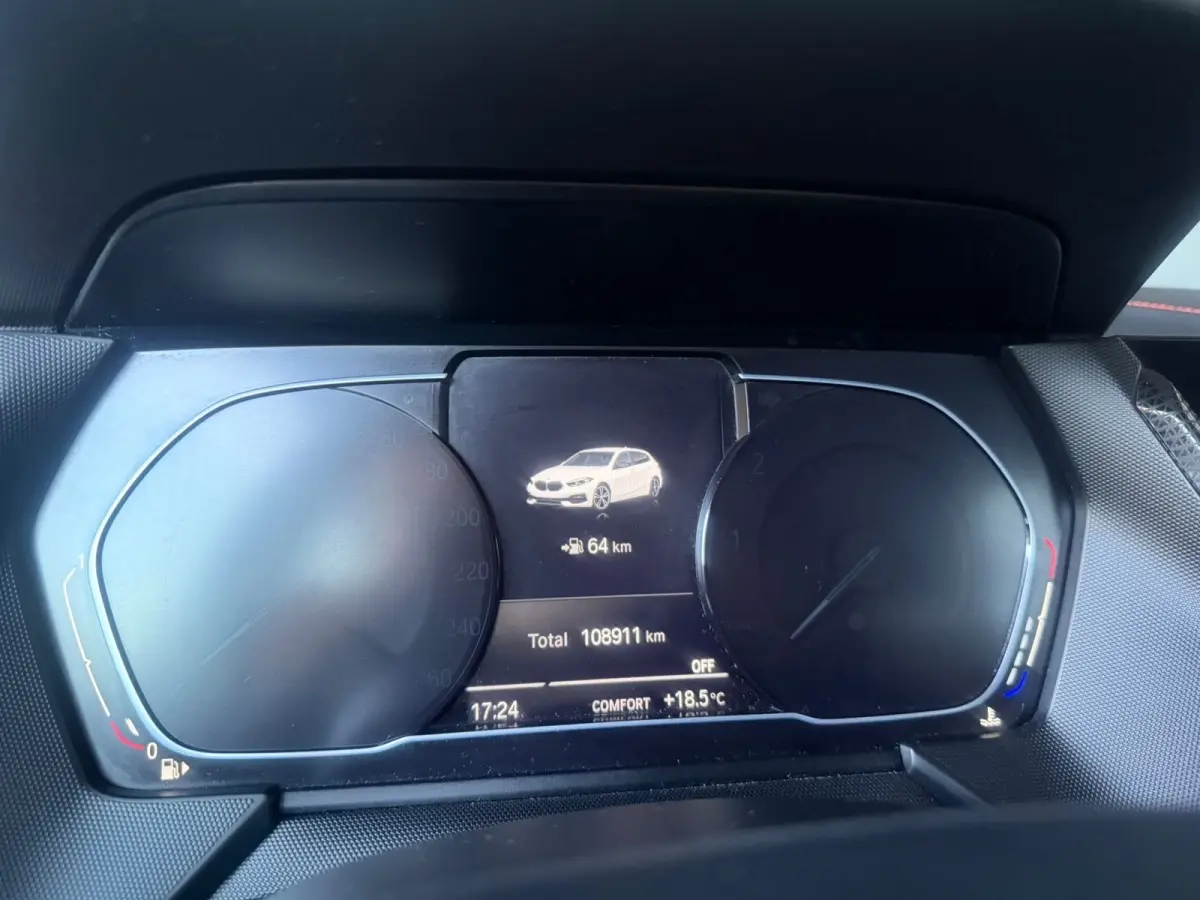 118i | SPORT | AUT | LED | leer | Clima | Navi |