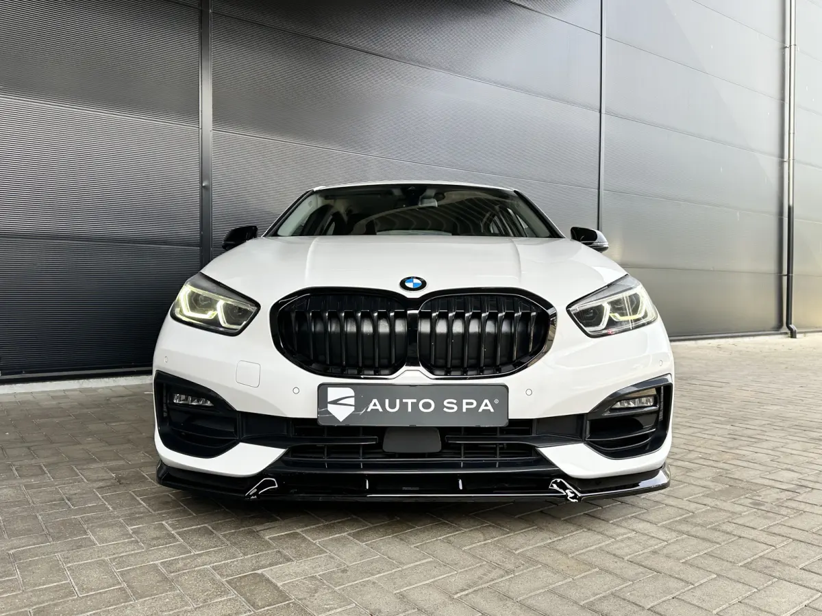 118i | SPORT | AUT | LED | leer | Clima | Navi |