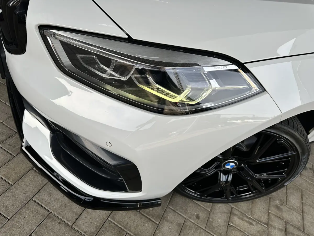 118i | SPORT | AUT | LED | leer | Clima | Navi |
