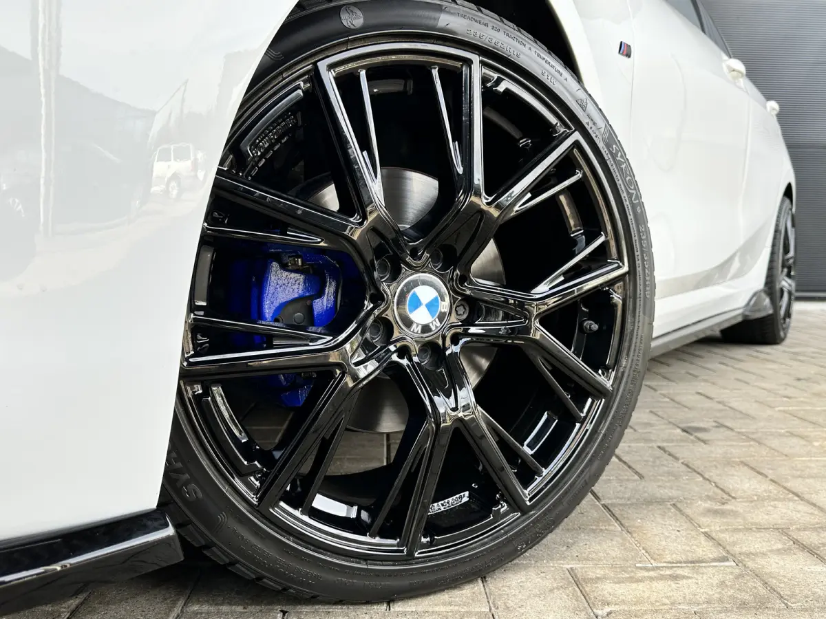 118i | SPORT | AUT | LED | leer | Clima | Navi |