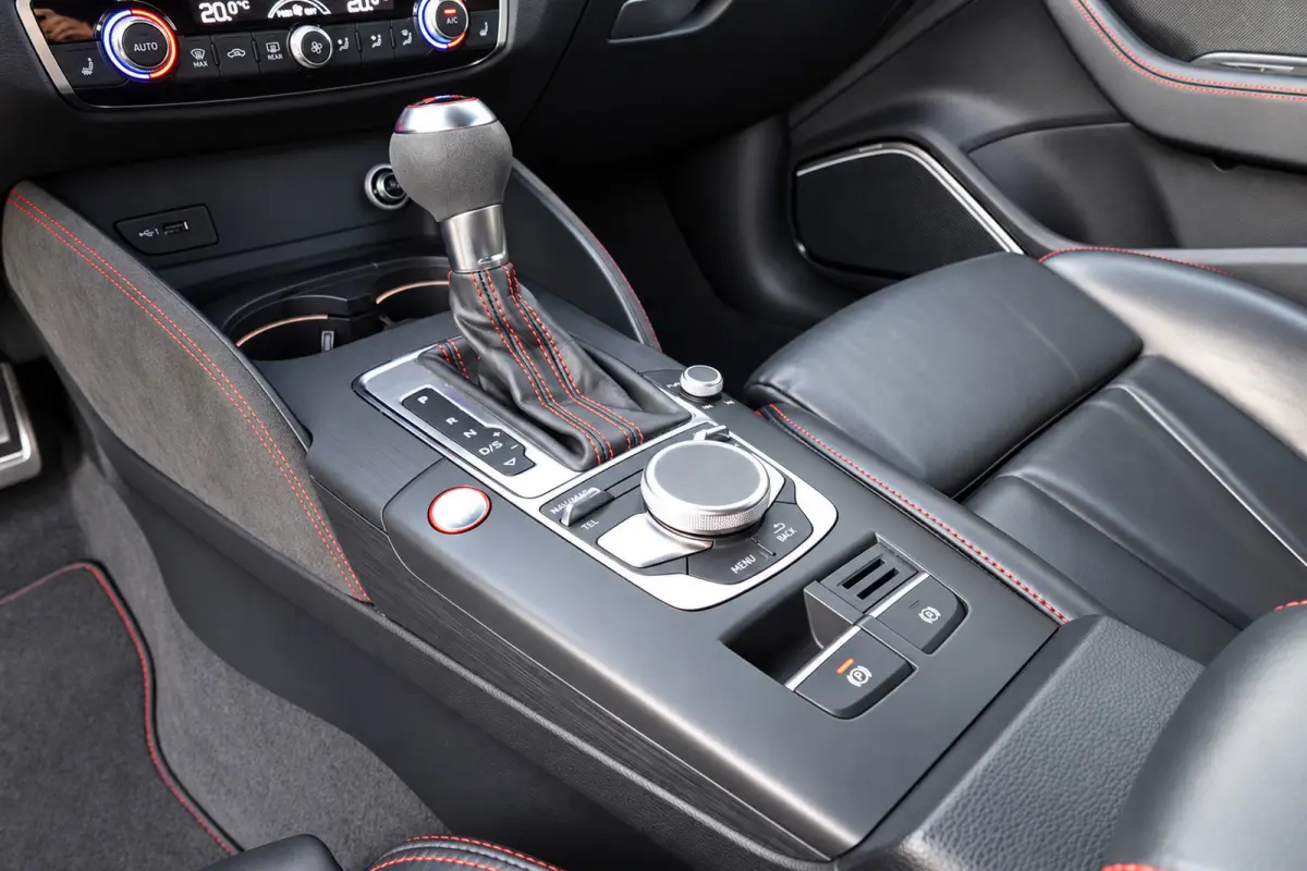 2.5 TFSI RS 3 quattro PANO B&O MATRIX VOL