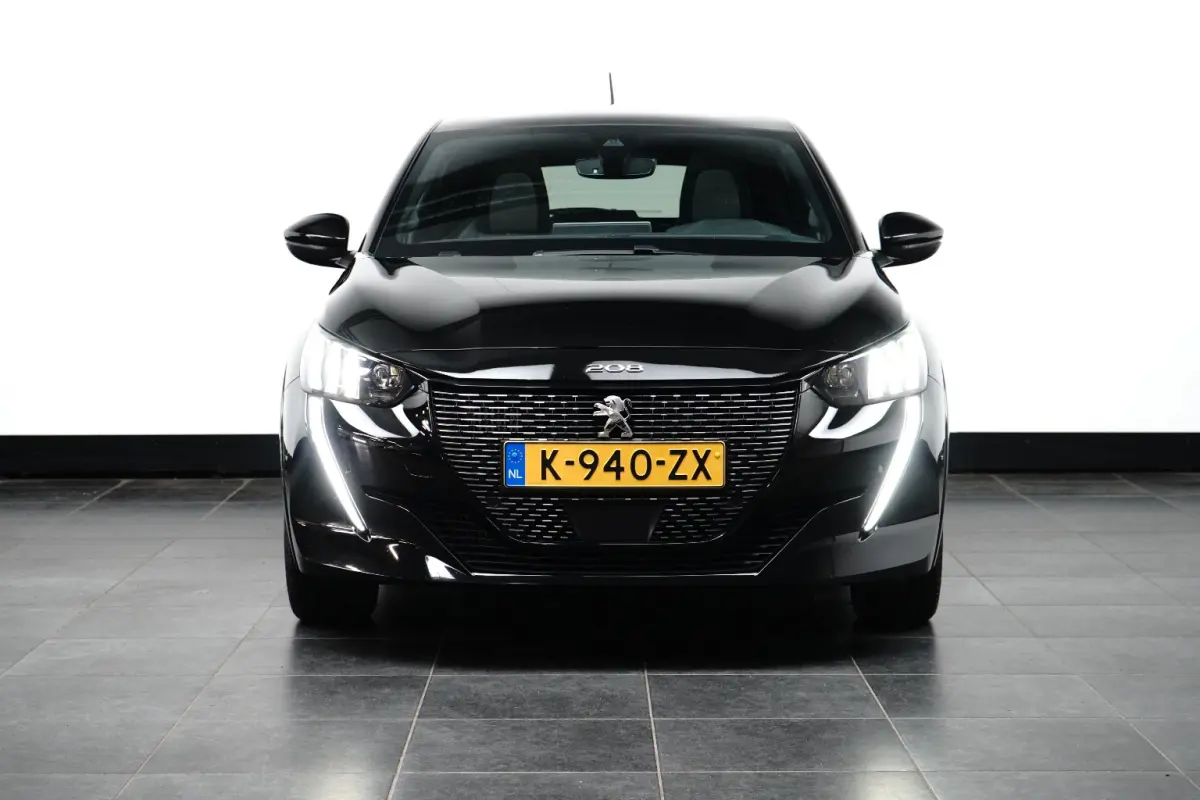 1.2 PureTech GT Pack | Navi | Alcantara | Verw. stoelen + Massage | Camera | Keyless | Ad. Cruise |