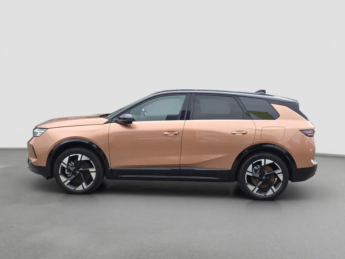 1.6 Turbo Plug-in-Hybrid GS Tot 8 jaar garantie | Panoramadak | Stuur + Stoelverwarming | Camera | Keyless | Adaptive CC |